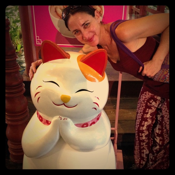 Meet your Posher, Ananda - Picture 1 of 1